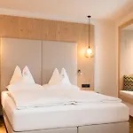 Gut Berg Naturhotel Hotel
