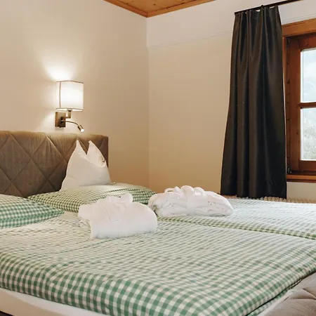 Gut Berg Naturhotel 4*