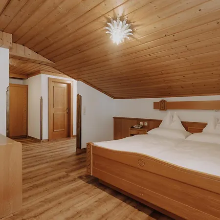酒店 Gut Berg Naturhotel 蓬高圣约翰