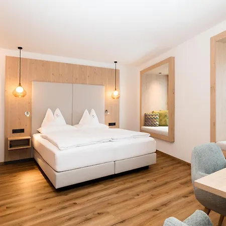 Gut Berg Naturhotel 4*