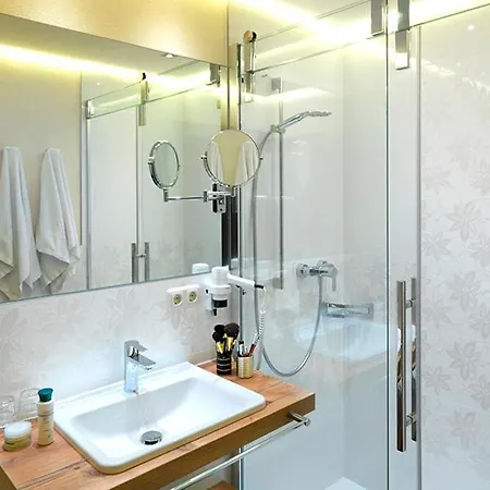 Gut Berg Naturhotel Ξενοδοχείο 4*