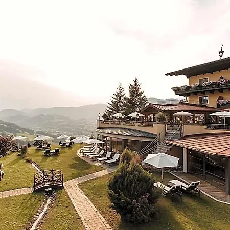 Gut Berg Naturhotel 호텔 상트조한임퐁가우