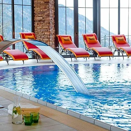 Gut Berg Naturhotel 호텔 4*