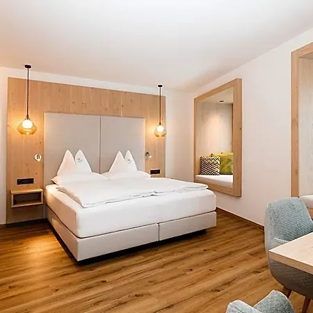 Gut Berg Naturhotel 호텔 상트조한임퐁가우