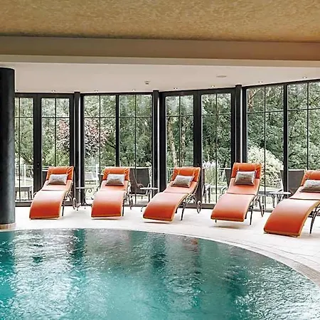 Gut Berg Naturhotel 호텔 4*