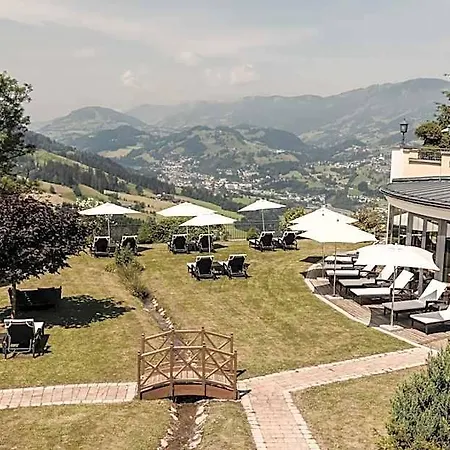 Gut Berg Naturhotel 4* 상트조한임퐁가우