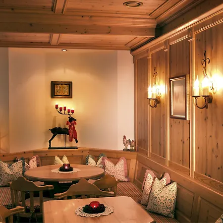 Gut Berg Naturhotel 상트조한임퐁가우