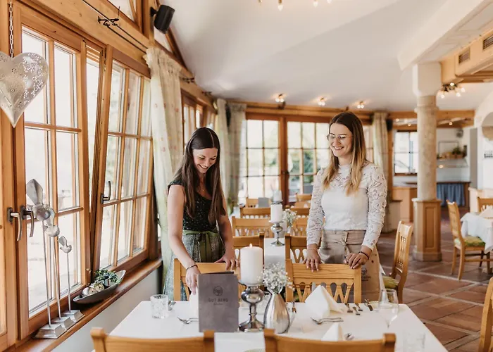 Gut Berg Naturhotel 4*